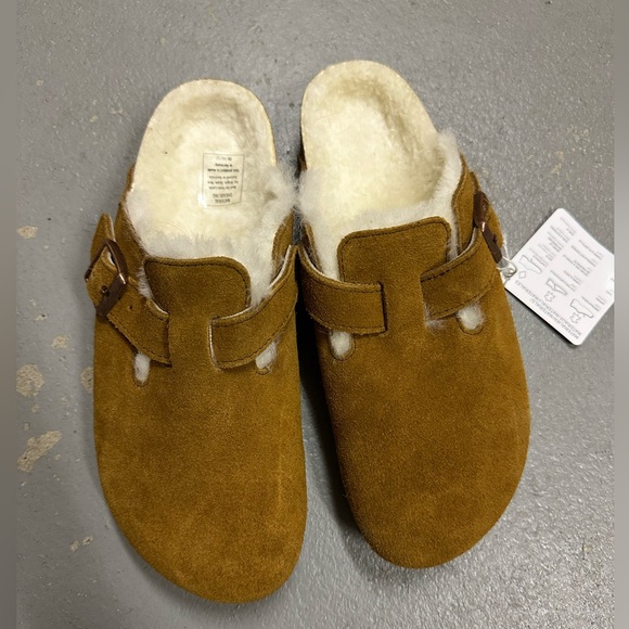 New Birkenstock shearling clog, see size chart - Picture 1 of 5